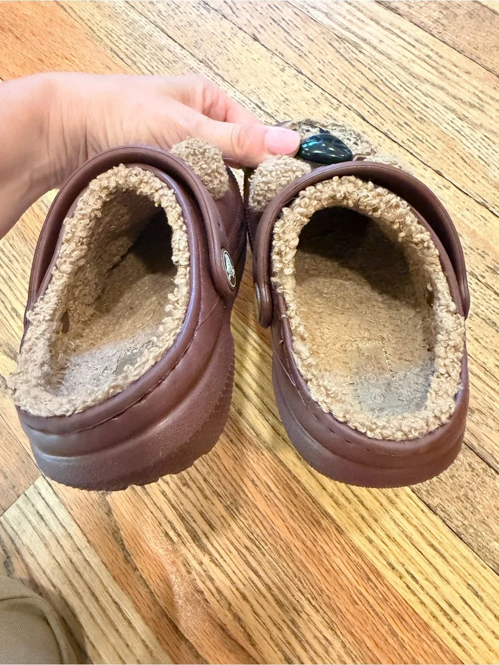 CROCS cute brown